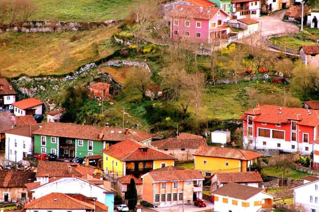 El Campu Country house *